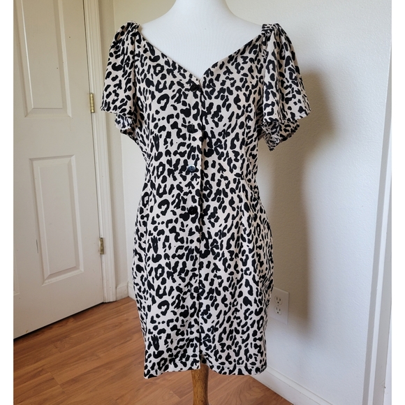 Womens Nic & Jo animal print mini dress with bell style puffed sleeves size L - Picture 7 of 10